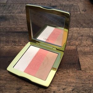 Oribe illuminating Face Palette